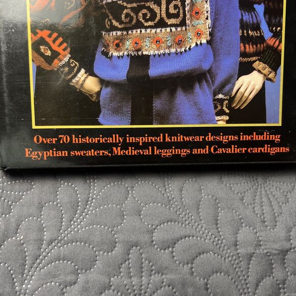 Stitches in Time: Over 70 historically-inspired knit by Bradley, Sue HB FPT 1986 - Picture 7 of 16